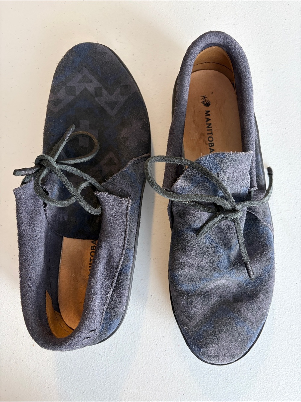 Manitobah Modern Moccasins Laser Etched Geometric Suede Grey Blue Size 9